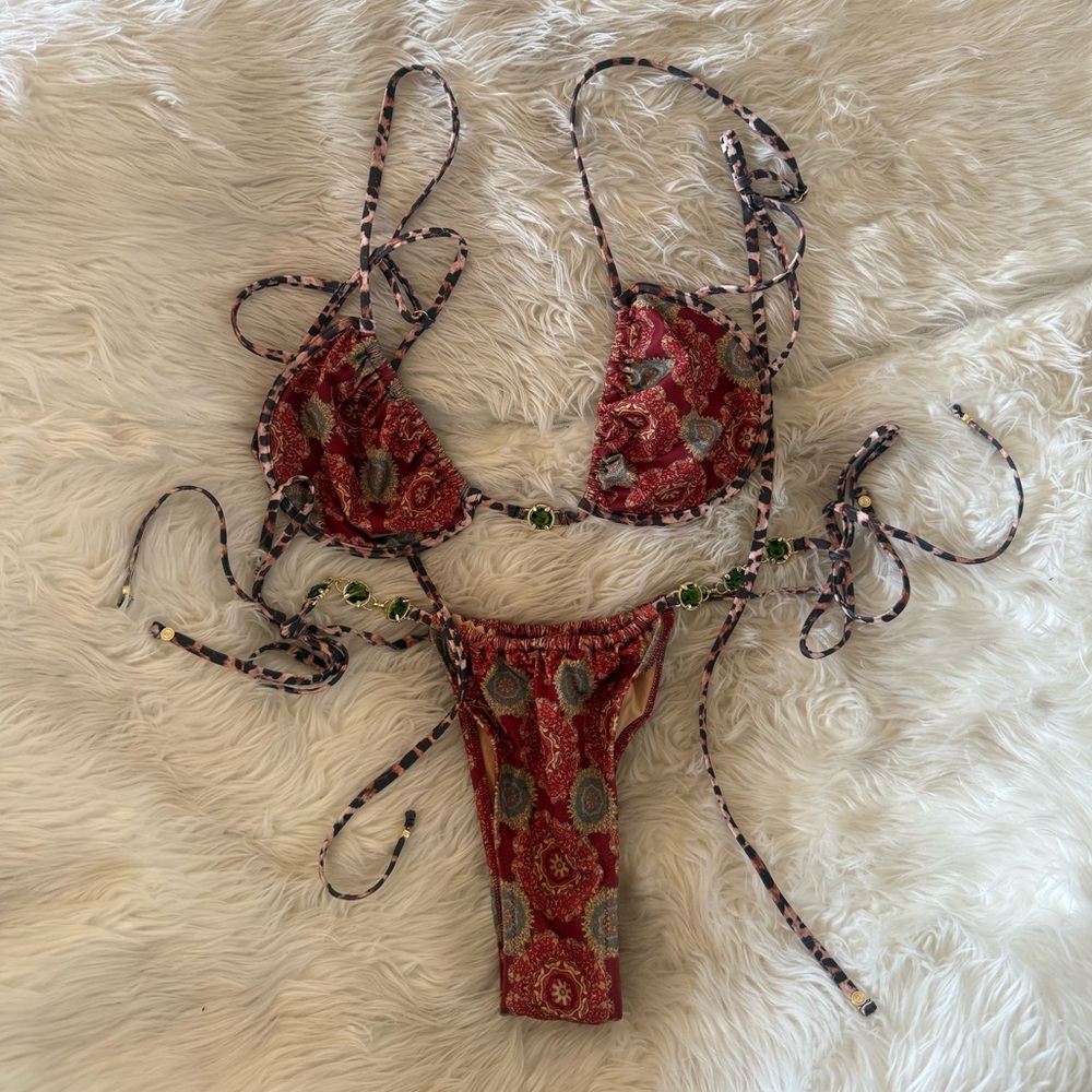 Rare Revolve Patterned Bikini Set - image 2